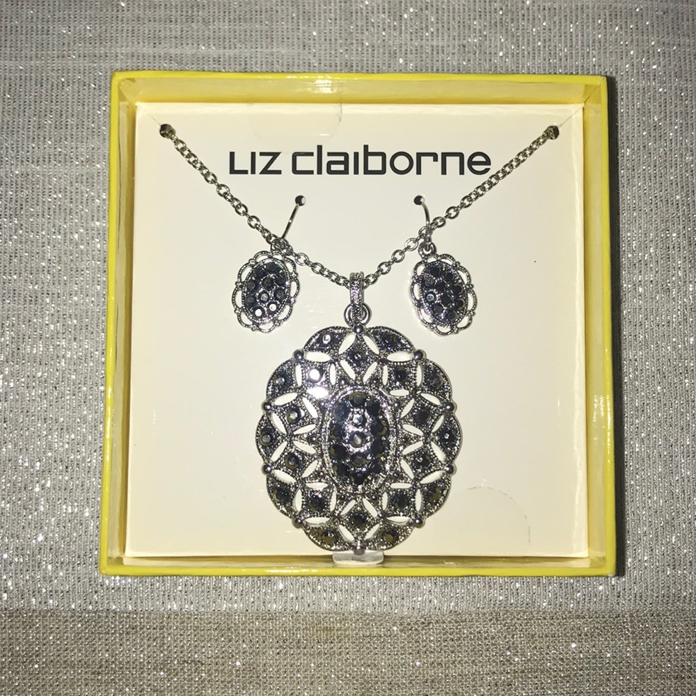 Liz Claiborne Jewelry Set